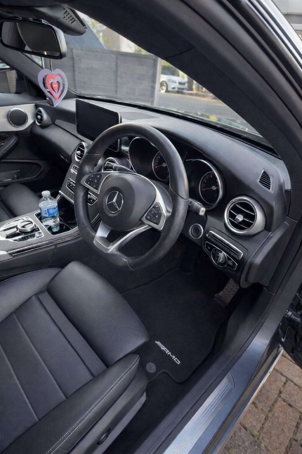 Spotless Interior of a Mercedes-Benz  and a deep detailing by Elite AutoCare